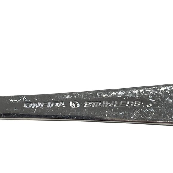 Pierced Casserole Spoon Will O' Wisp Stainless by Oneida Silver - Picture 4 of 4